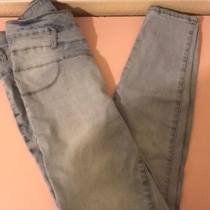 Light wash jeans